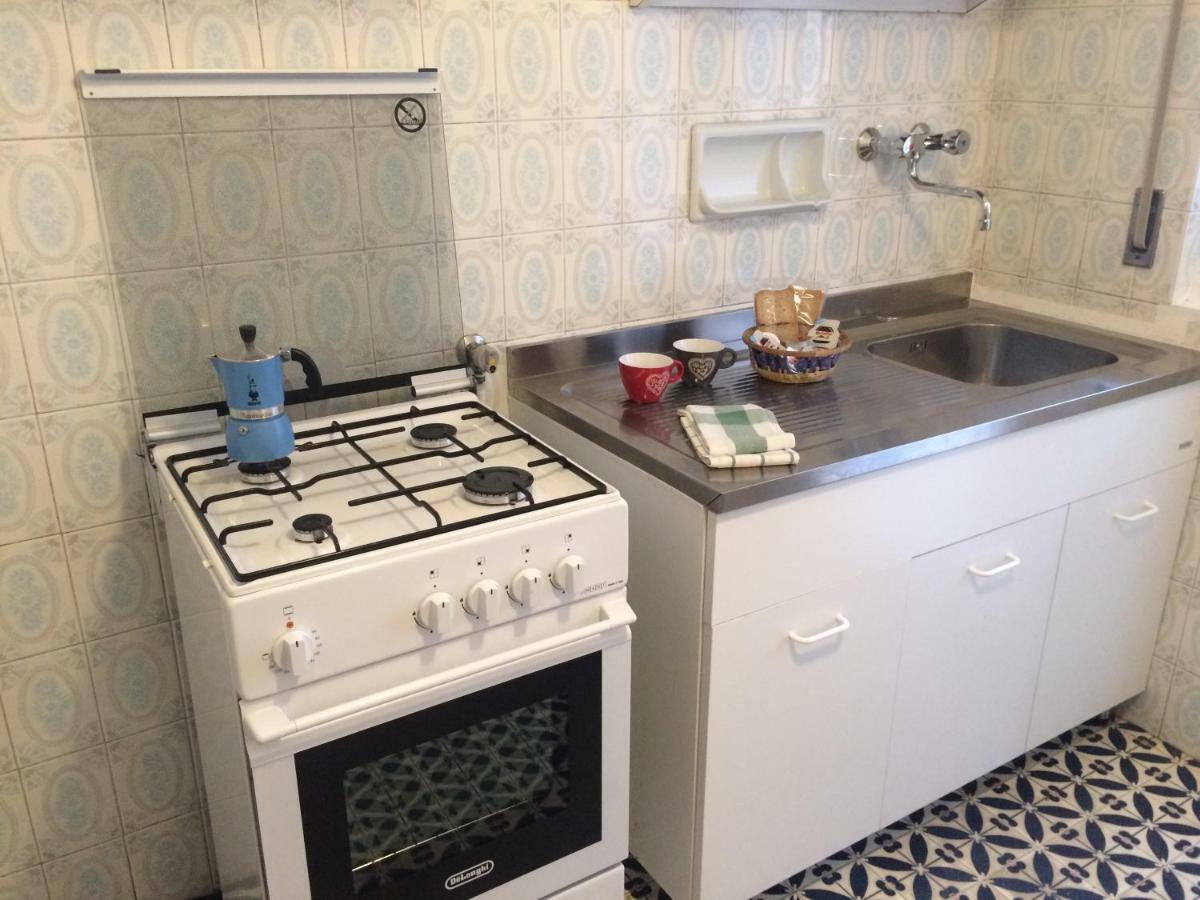 Casa Gli Scogli Apartment Киавари Екстериор снимка