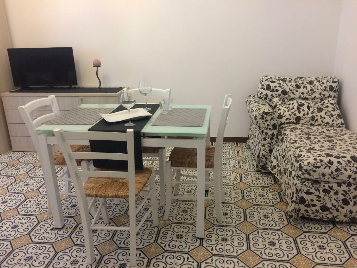 Casa Gli Scogli Apartment Киавари Екстериор снимка