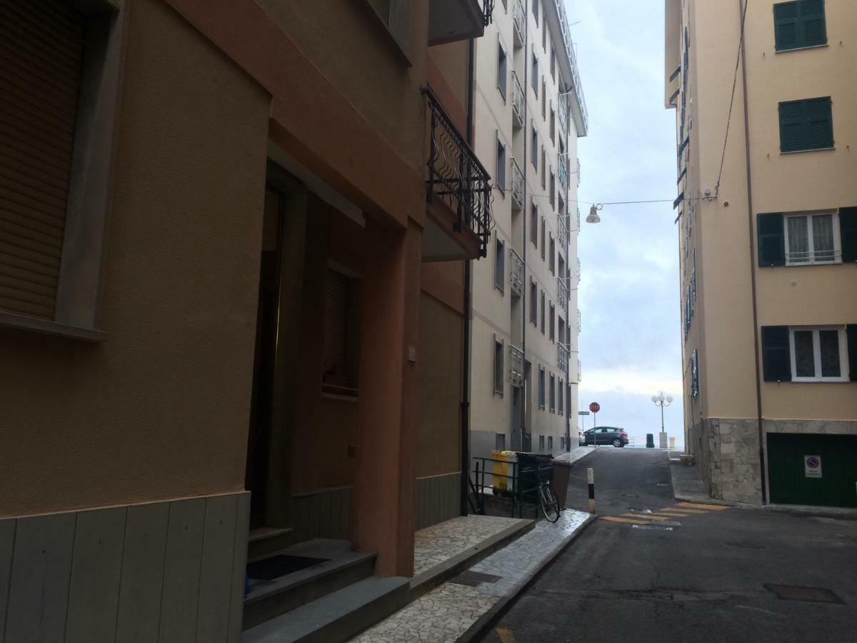 Casa Gli Scogli Apartment Киавари Екстериор снимка