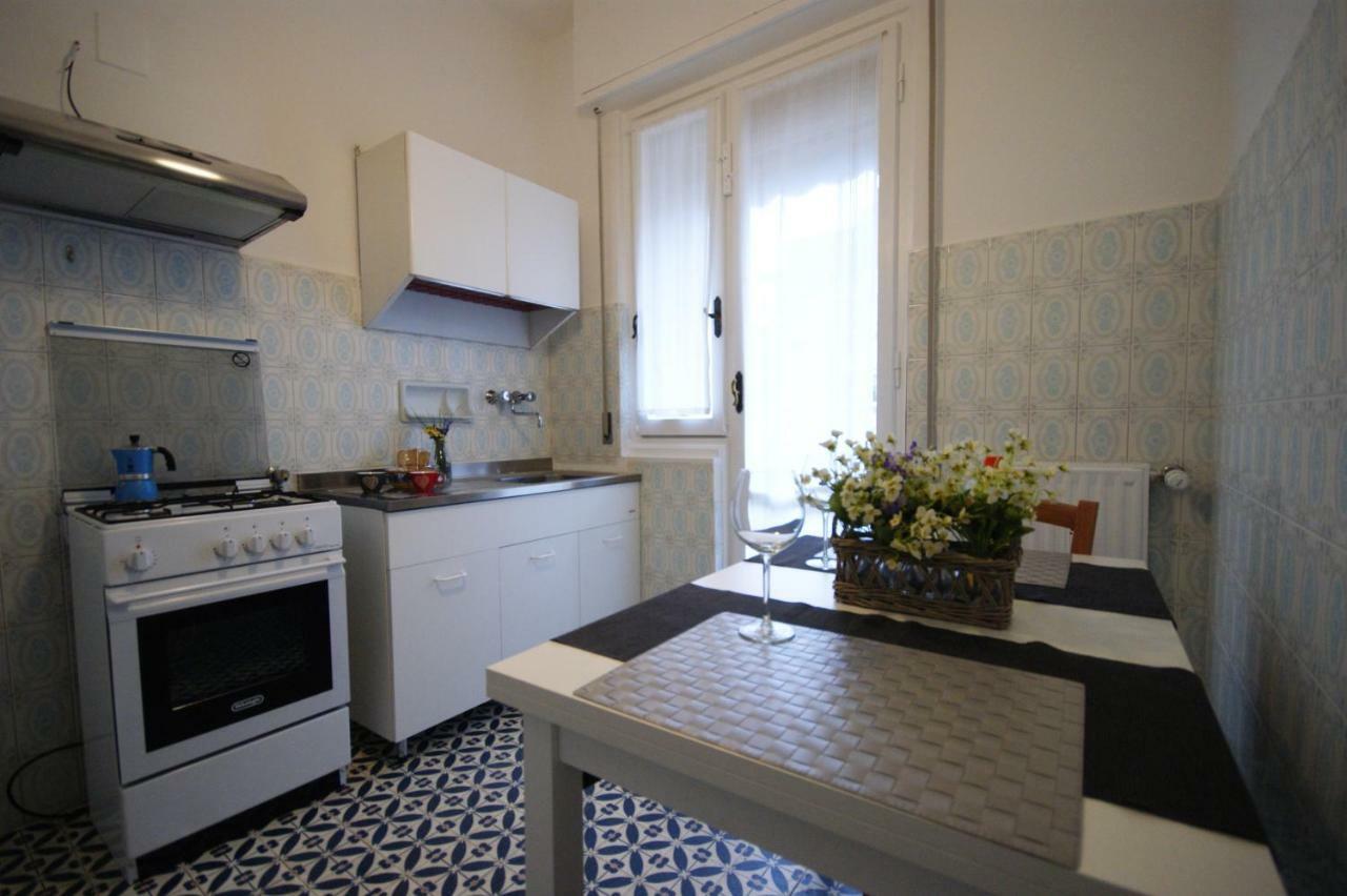 Casa Gli Scogli Apartment Киавари Екстериор снимка