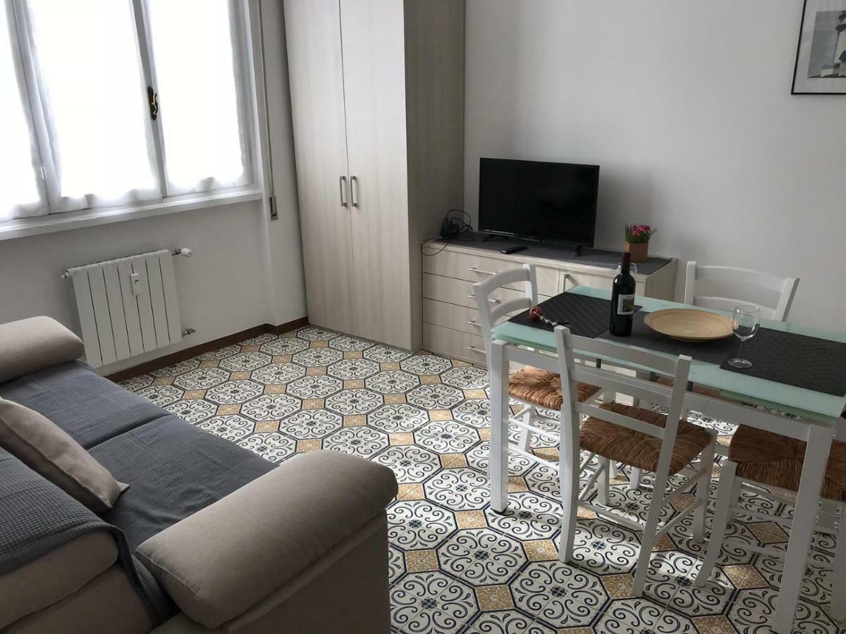Casa Gli Scogli Apartment Киавари Екстериор снимка